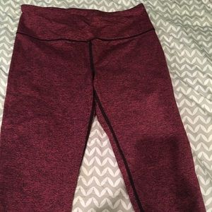 Victoria’s Secret cropped leggings